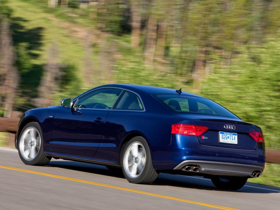  Audi S5 Coupe 2012 года  (NA) (фото 6 из 16)